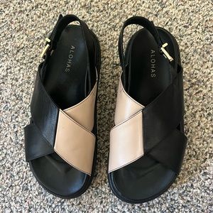 Aloha Sandals Tan and Black criss cross
